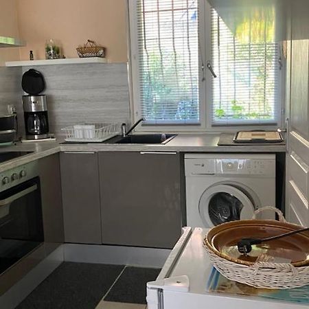 Appartement Chez Sabine Et Pascal à Meyzieu Extérieur photo